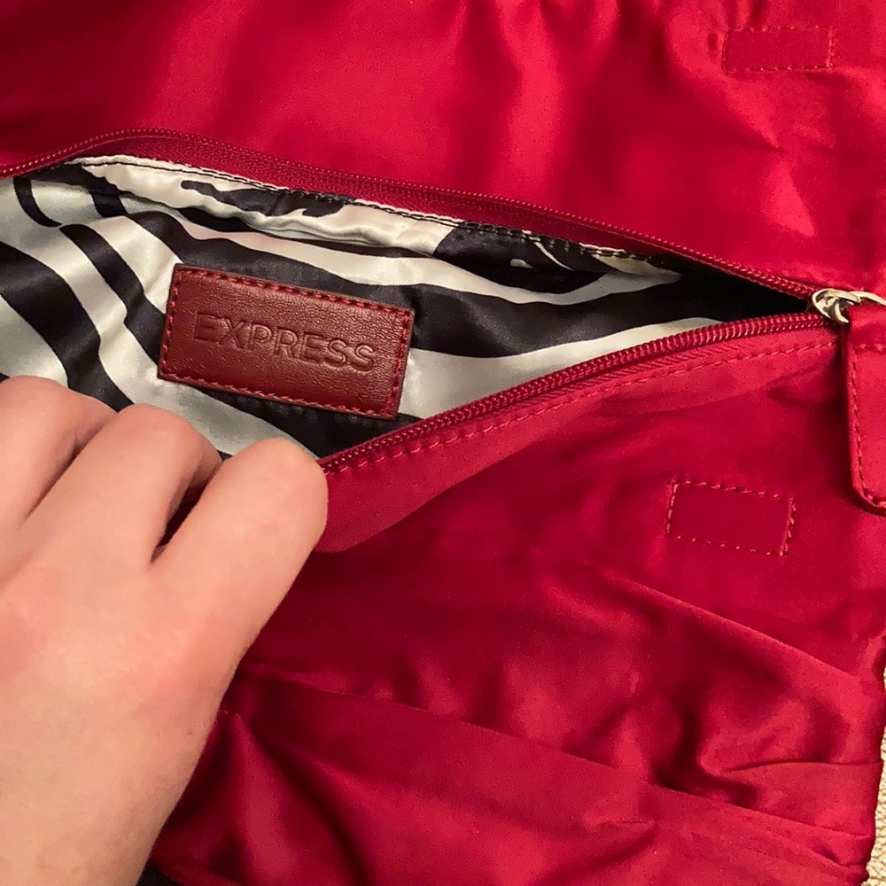 Express Red Rouched Clutch - Picture 4 of 4